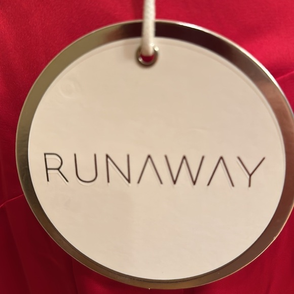 Runway  Maxi Dress Red Fire.  NWT. size L.  New Year, Cocktail, Wedding, Prom - Picture 5 of 15